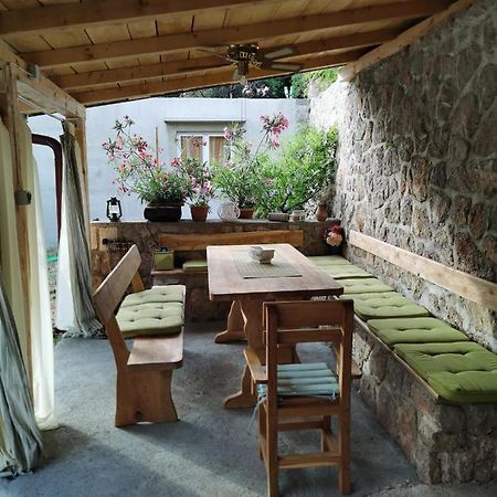 Studio Apartmani Kremic Karlobag Exteriér fotografie