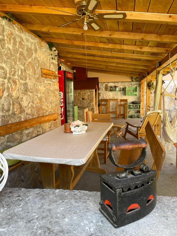 Studio Apartmani Kremic Karlobag Exteriér fotografie