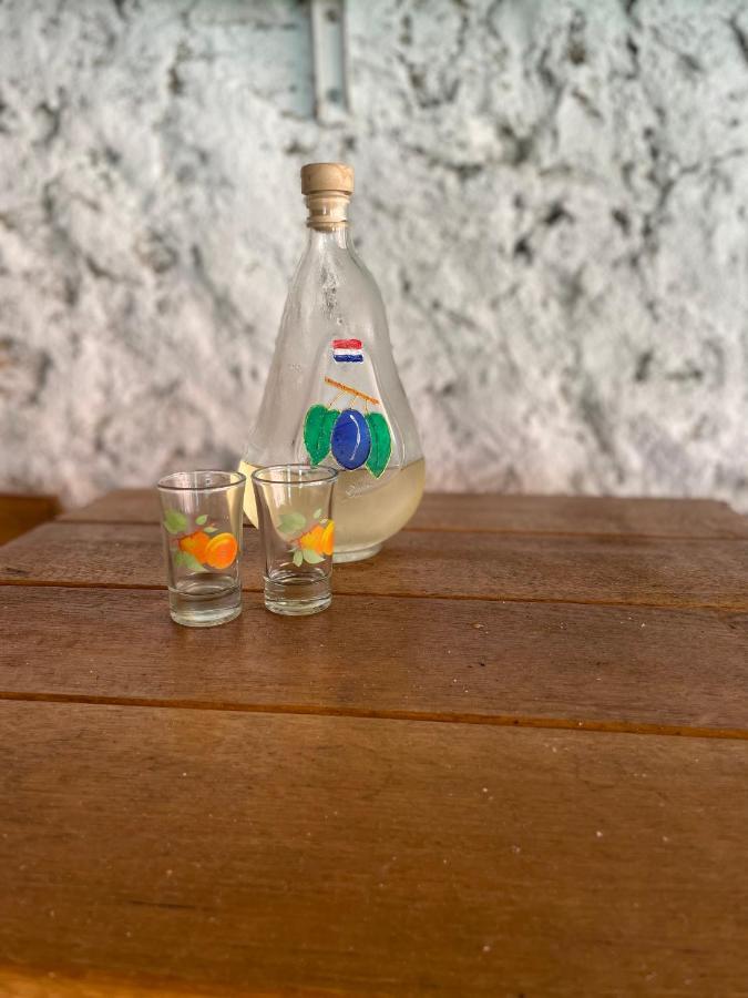Studio Apartmani Kremic Karlobag Exteriér fotografie