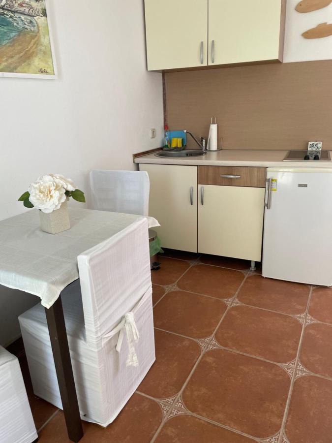 Studio Apartmani Kremic Karlobag Exteriér fotografie